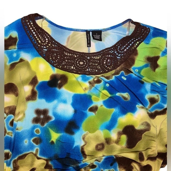 New Directions Gorgeous Multicolor Flowy Sleeves Top - Picture 6 of 7